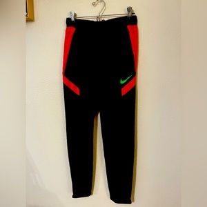 Nike joggers